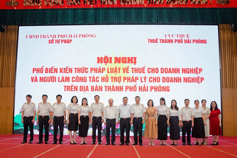 Hải Phòng tăng cường hỗ trợ pháp lý, đồng hành cùng doanh nghiệp trong thực hiện chính sách thuế